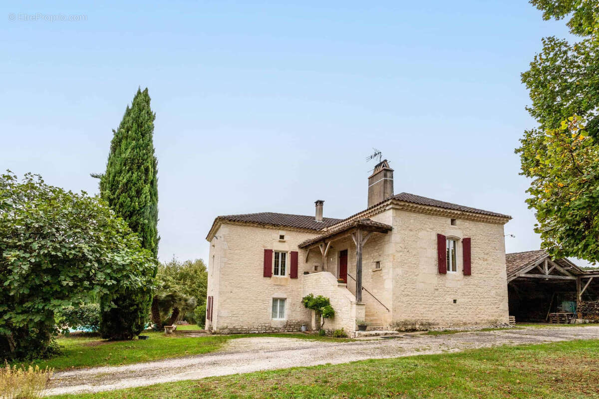 Country property with gites, 2 pools, atelier - photo 28