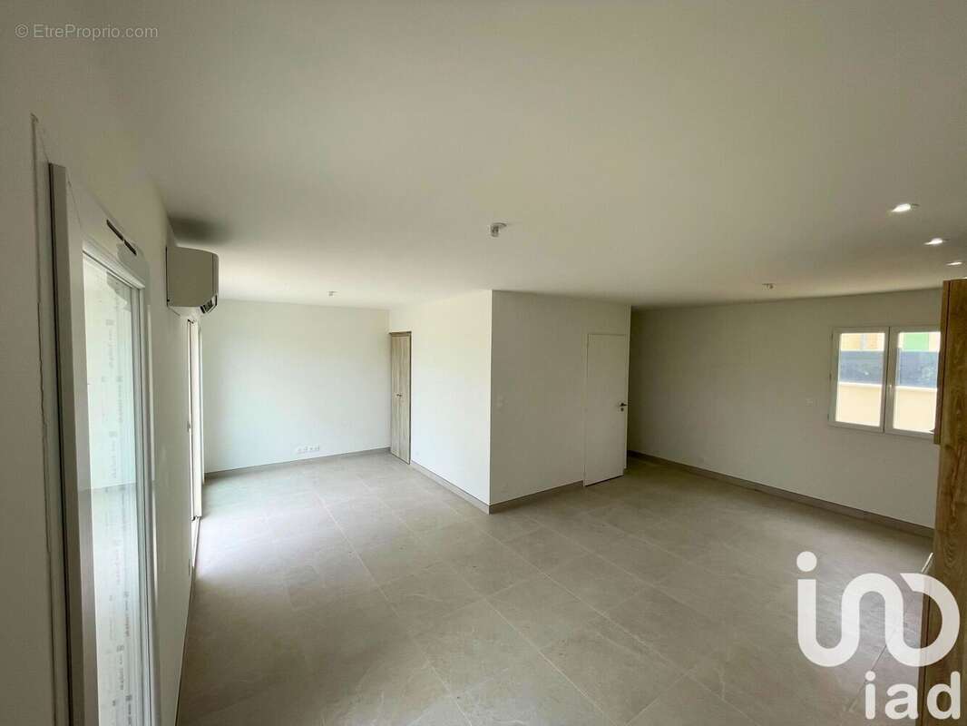 Photo 4 - Maison à PERNES-LES-FONTAINES