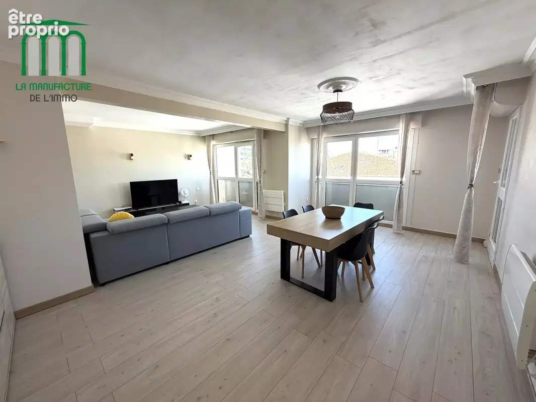 Appartement F4 de 87 m² - balcon - dernier étage - cave et garage / Monthieu prox. steel - photo 17