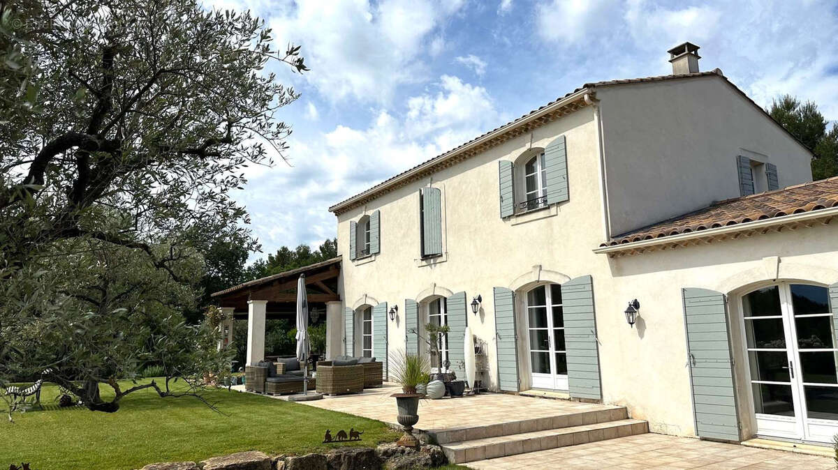 Maison à VAISON-LA-ROMAINE