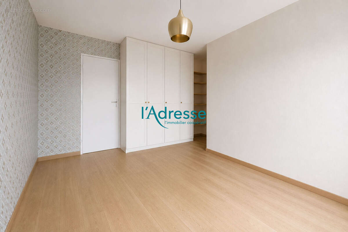 NANTERRE Appartement familial 4 pièces avec balcon - photo 16