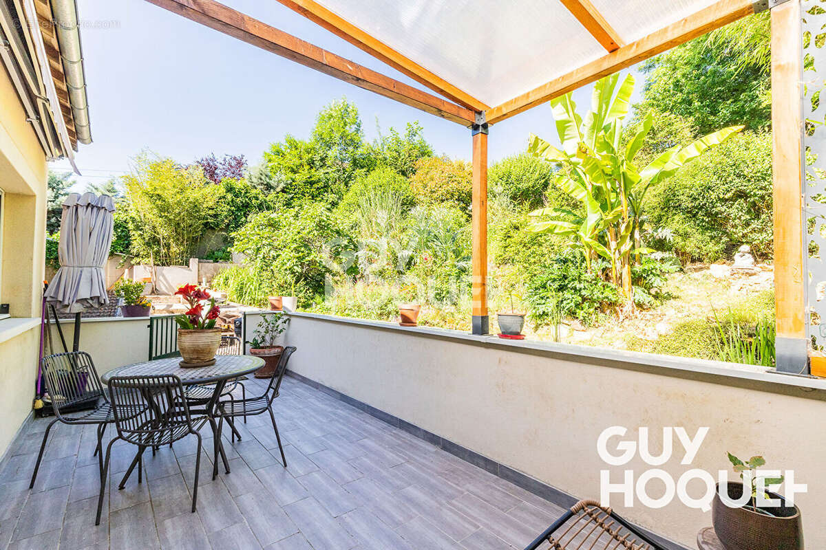 Maison à JUVISY-SUR-ORGE