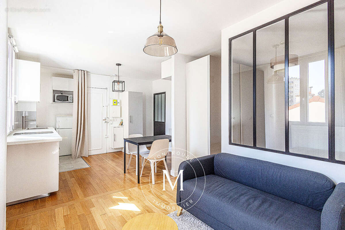 Appartement à MONTROUGE