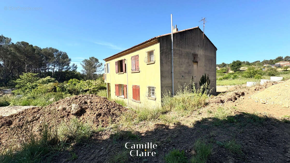 Maison à LA BOUILLADISSE