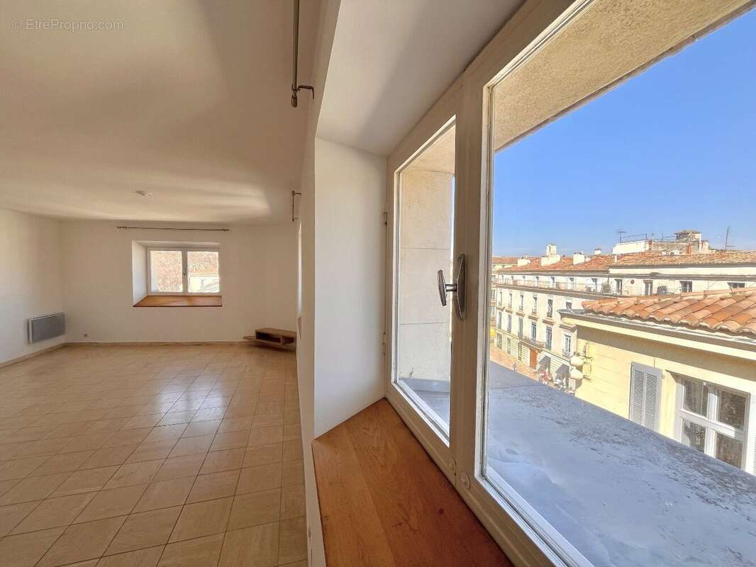 Appartement à NIMES
