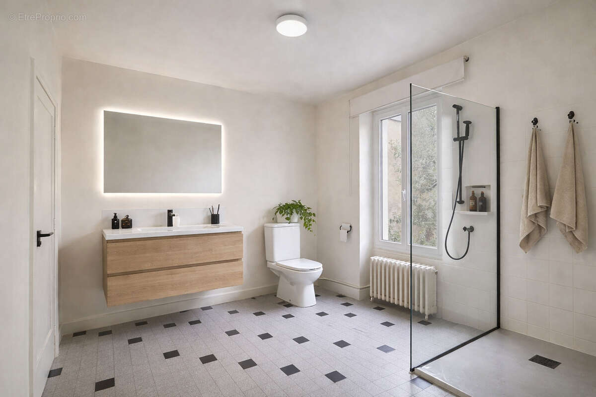 Maison à FONTAINEBLEAU