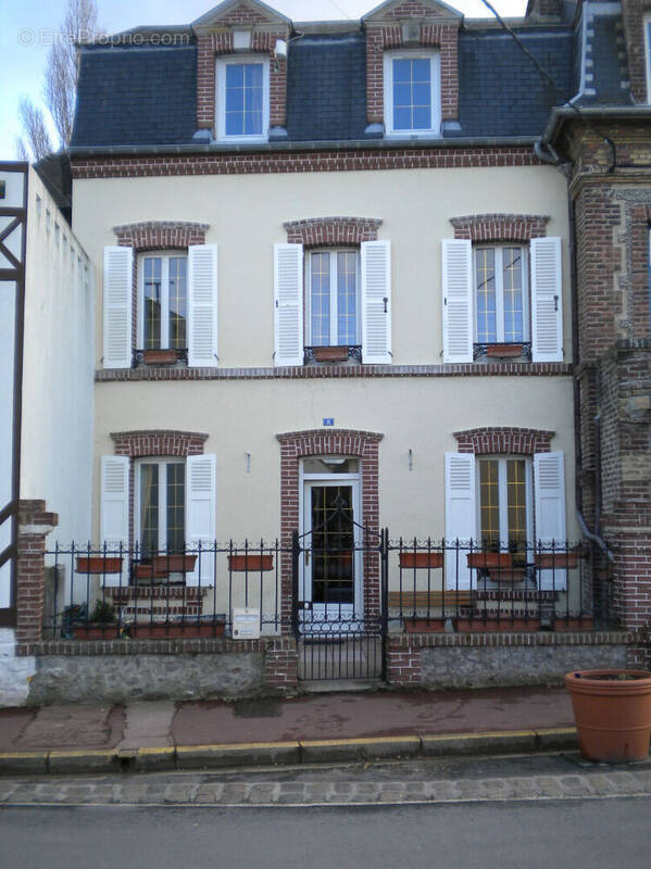 Maison à DIVES-SUR-MER