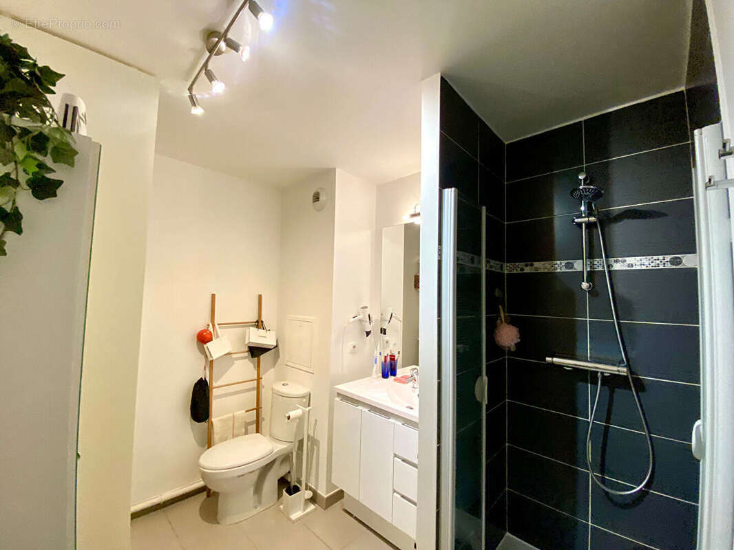 Appartement à SARTROUVILLE