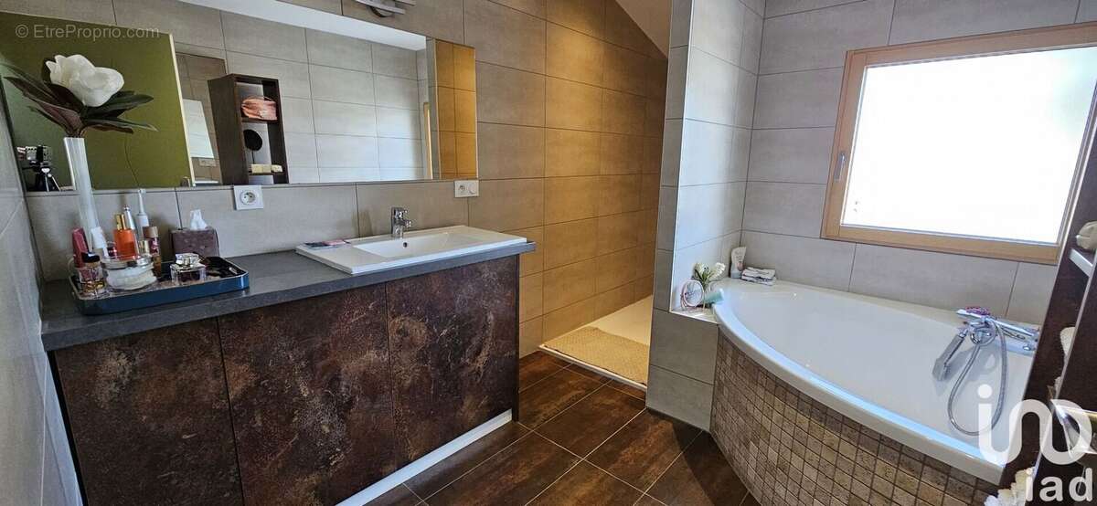 Photo 6 - Maison à MONNIERES