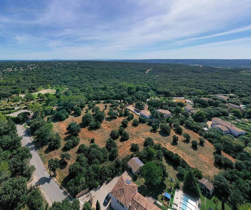 Terrain à SAINT-SIFFRET
