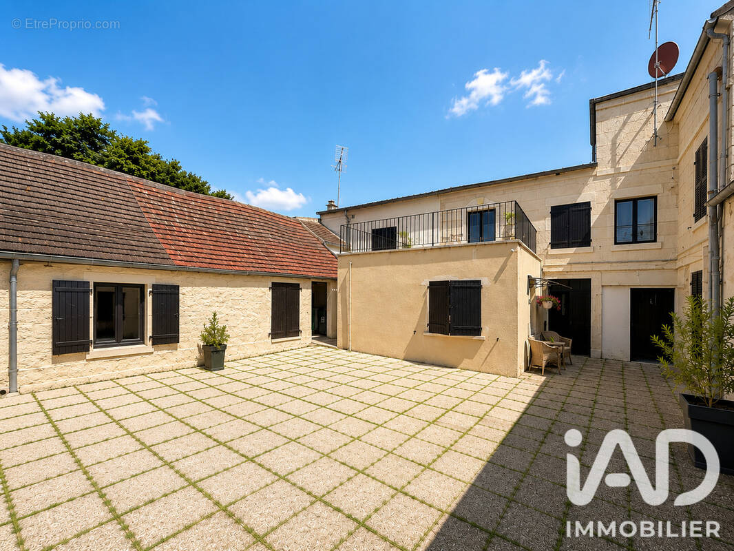 Photo 1 - Appartement à LIANCOURT