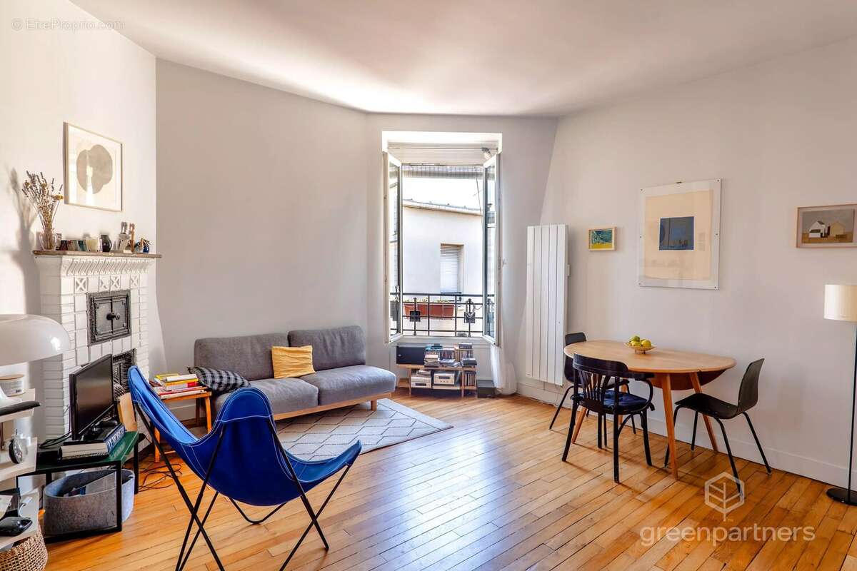 Appartement à PARIS-20E