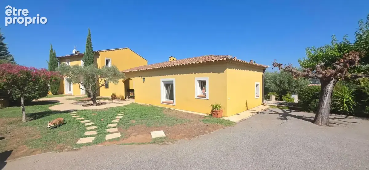 Maison à TRANS-EN-PROVENCE