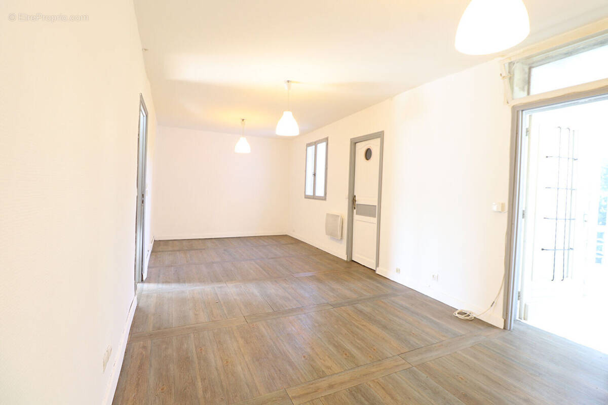 Appartement à SAINT-DENIS