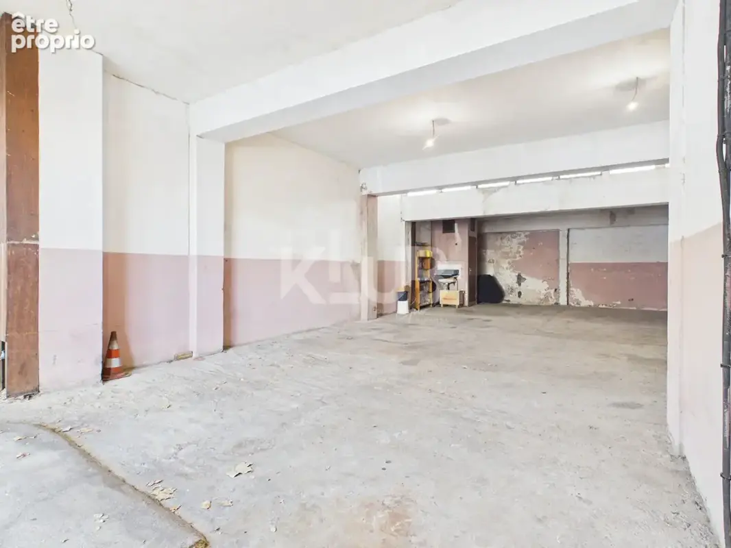 Local commercial à vendre à Port de Bouc - 112 m² - Travaux à prévoir - photo 4