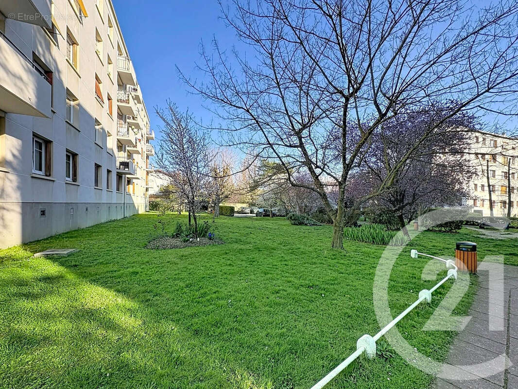 Appartement à CHAMPIGNY-SUR-MARNE