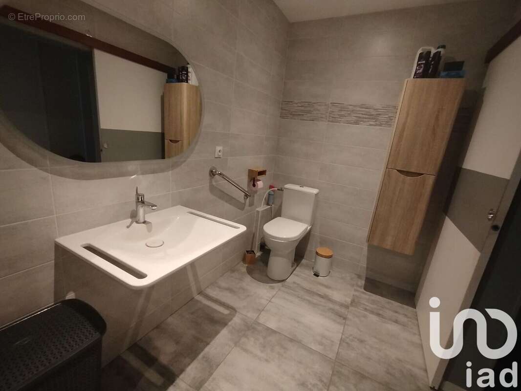 Photo 5 - Maison à LAVARE