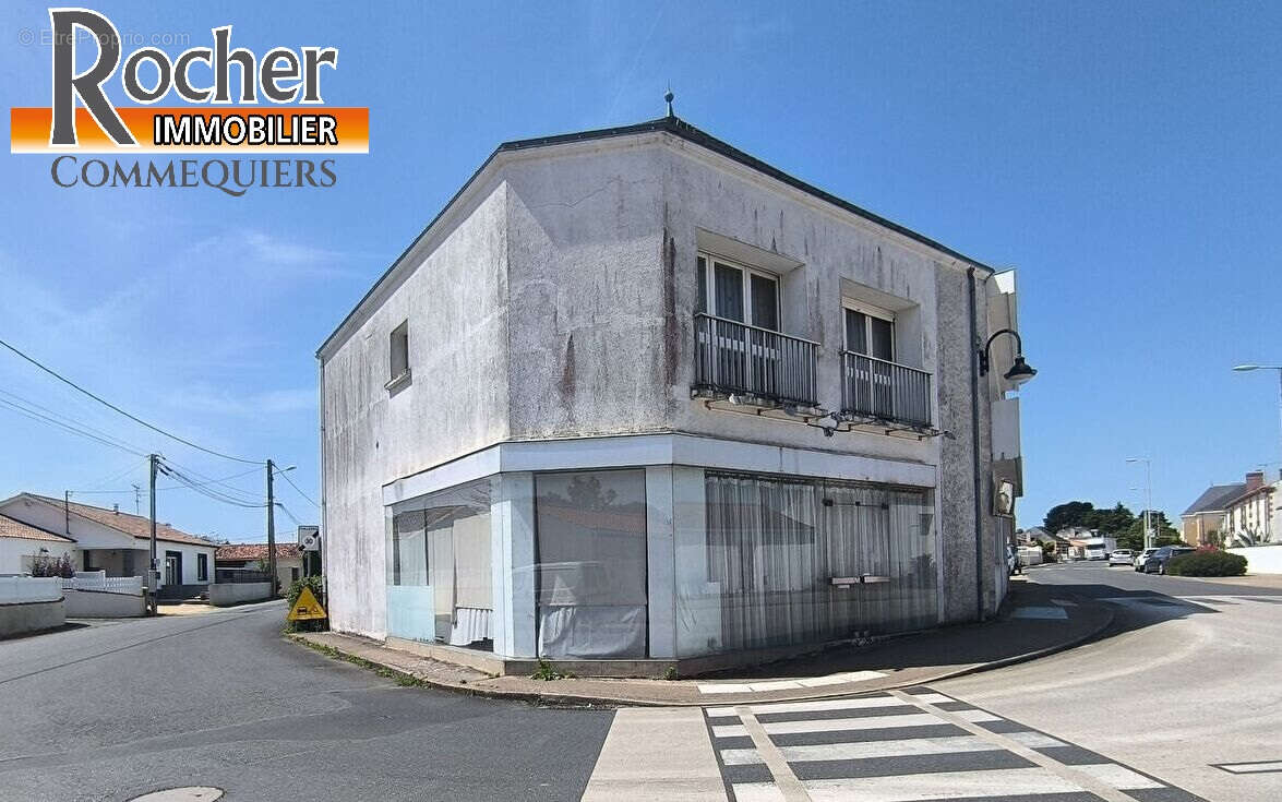 Maison à COMMEQUIERS