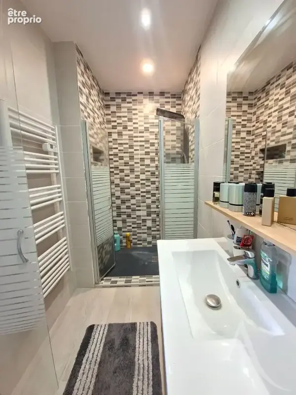 Baixas, Villa composée de 5 chambres, avec garage et piscine - photo 8