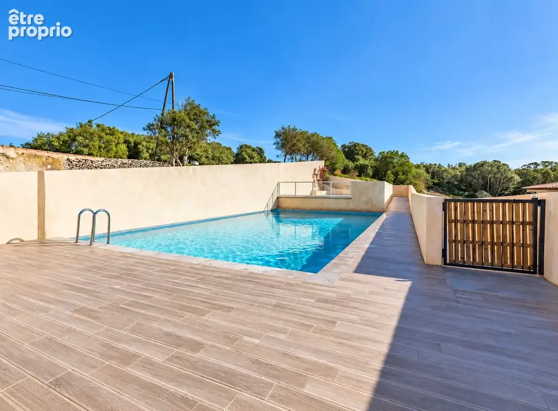 Appartement T3 avec terrasse et piscine à Bonifacio - photo 12