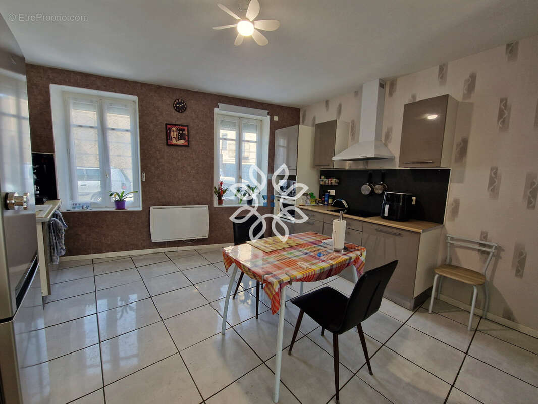Maison de ville avec jardin clos   Viager occupé - photo 21