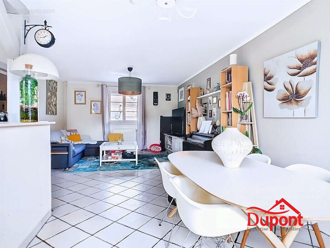 Maison 115 m² à Montigny-Lencoup  - photo 6