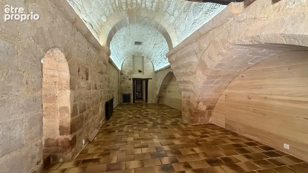 Un local commercial d'exception au coeur historique de Figeac - photo 3