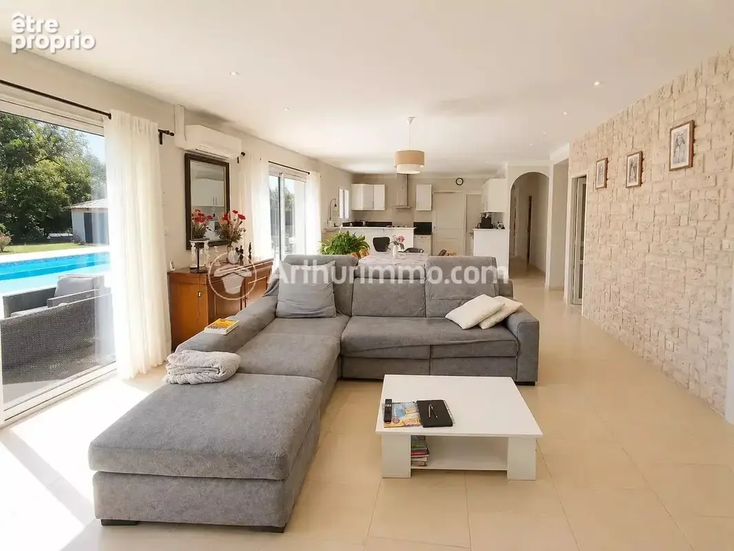 Plain-pied avec piscine - 4 ch 125 m² - photo 6