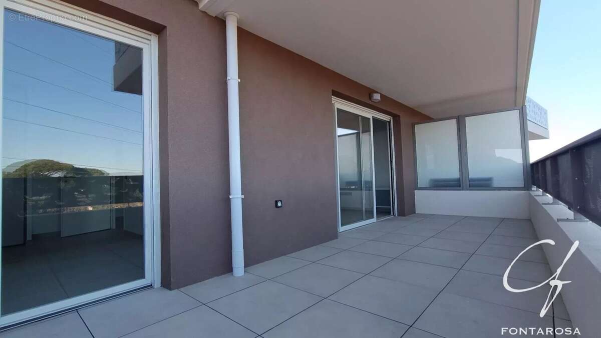 Appartement à FREJUS