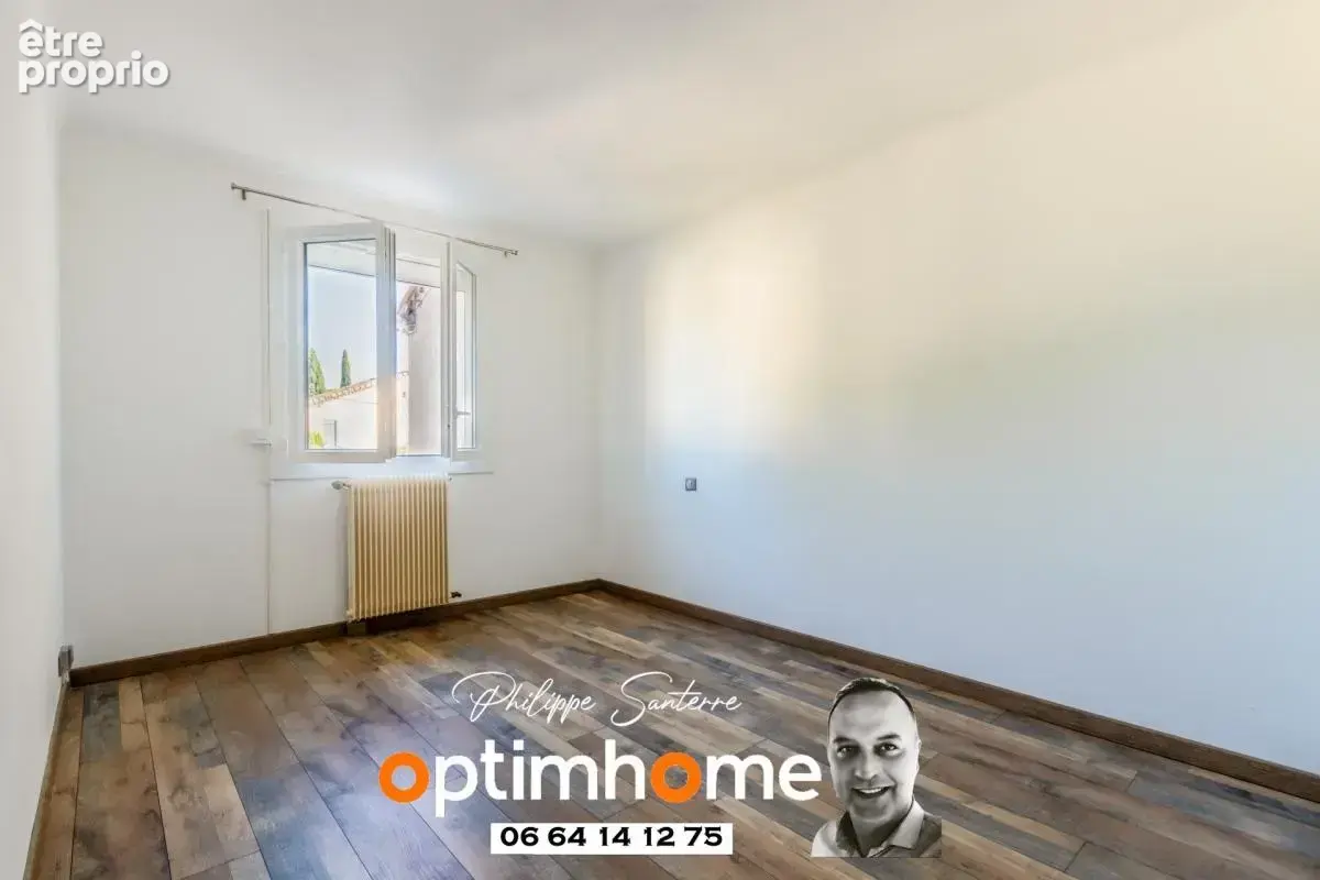 MARGUERITTES – Maison familiale 170 m² avec deux niveaux indépendants, grand jardin et forage - photo 11
