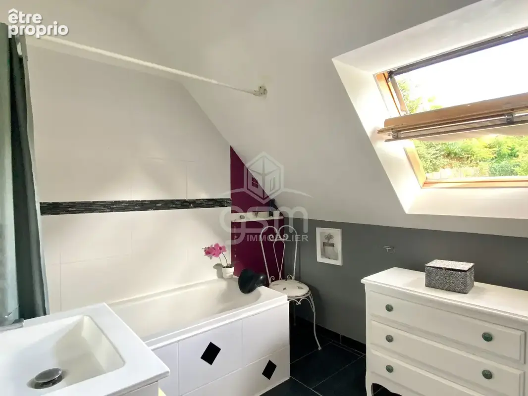 Maison 92 m² à Cormery  - photo 8