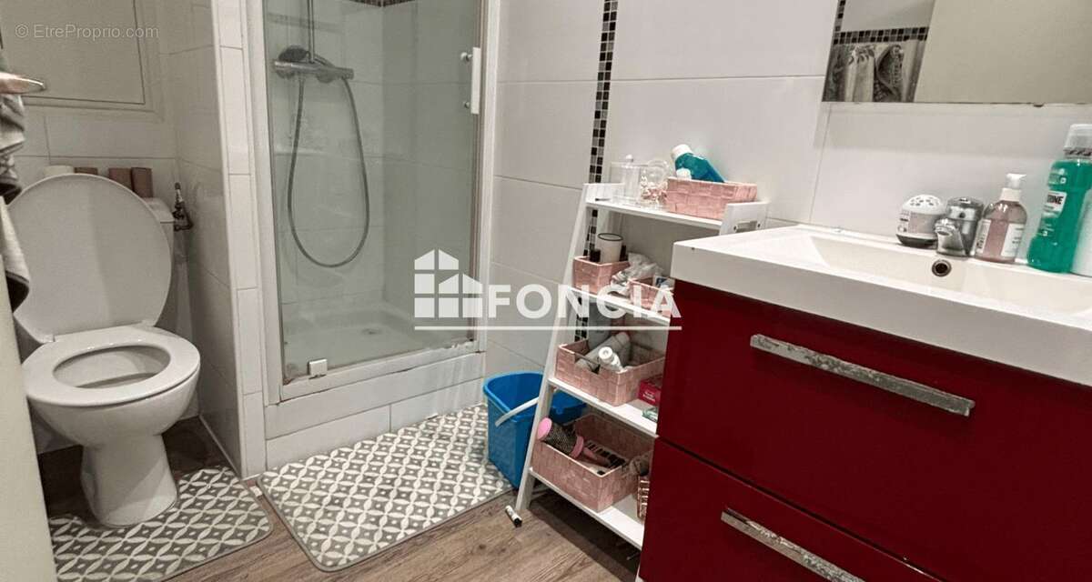 Appartement à CHILLY-MAZARIN