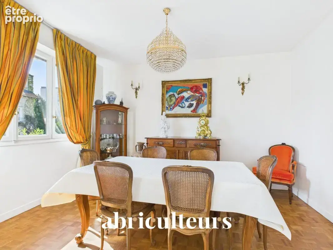 Appartement familial de 120 m² – 4 chambres – Balcons, Box & Cave - Bourg-la-Reine - photo 5