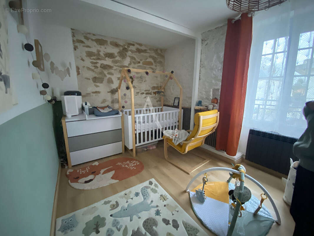 Maison à SAINTE-FLAIVE-DES-LOUPS