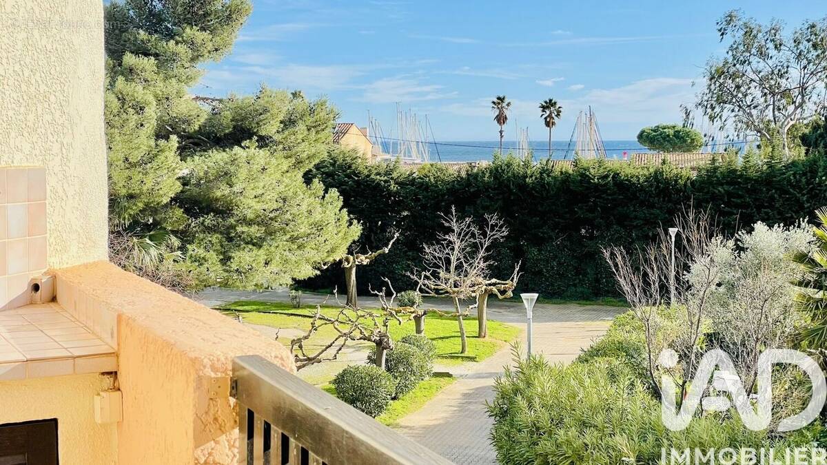 Photo 1 - Appartement à LA LONDE-LES-MAURES