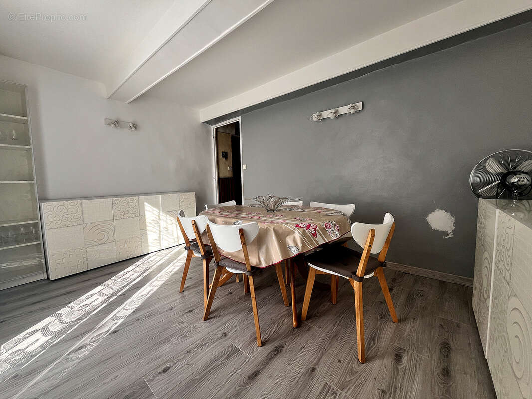 Maison à BEAUMES-DE-VENISE