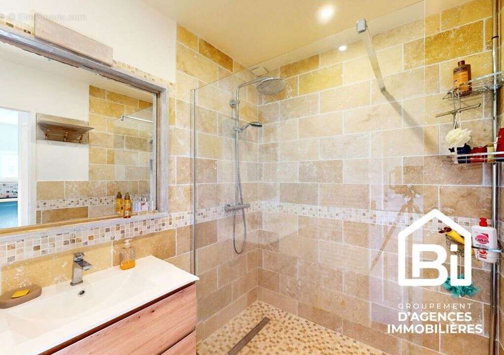 Maison à OUISTREHAM