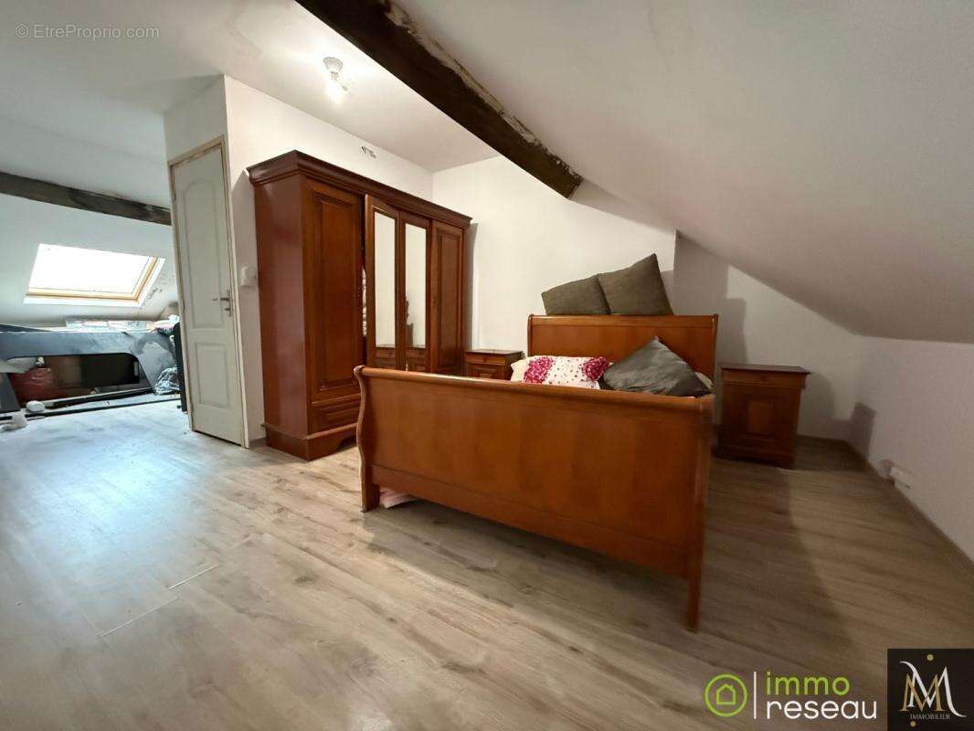 Maison à RAISMES