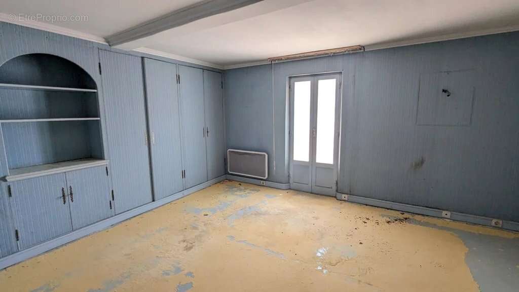Maison à FLASSANS-SUR-ISSOLE
