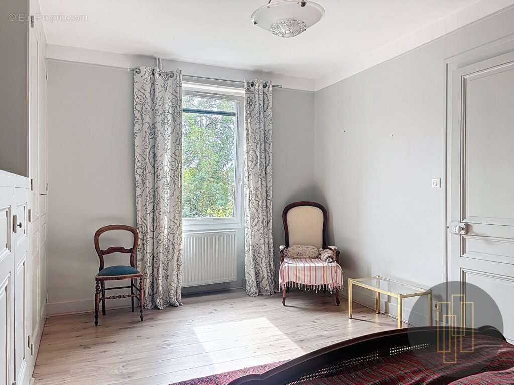 Maison à VILLEFRANCHE-SUR-SAONE