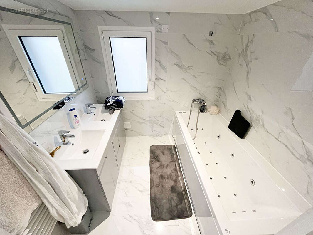 Appartement à VICHY