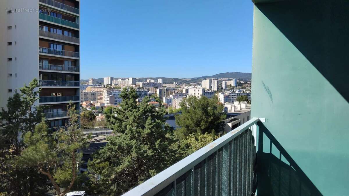 Appartement à MARSEILLE-12E