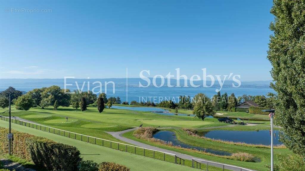 Appartement à EVIAN-LES-BAINS