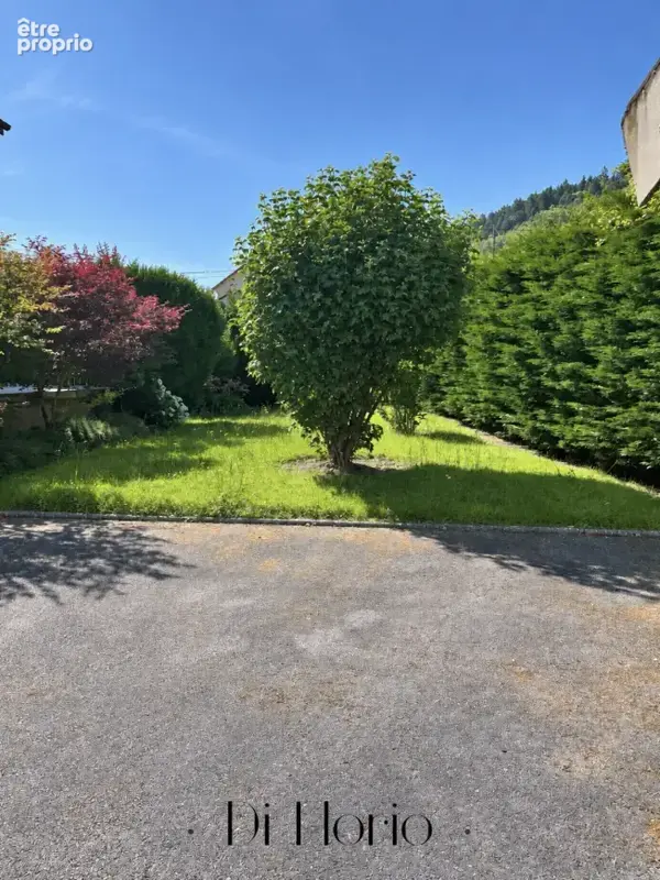 Saint-Dié-des-Vosges - Ensemble immobilier 5 appartements - 335m2 - photo 17