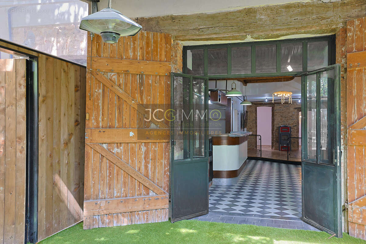 Appartement à CUERS