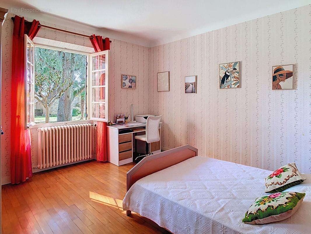 Maison à LA ROQUE-GAGEAC