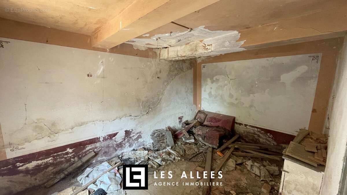 Maison à MONTSEGUR-SUR-LAUZON