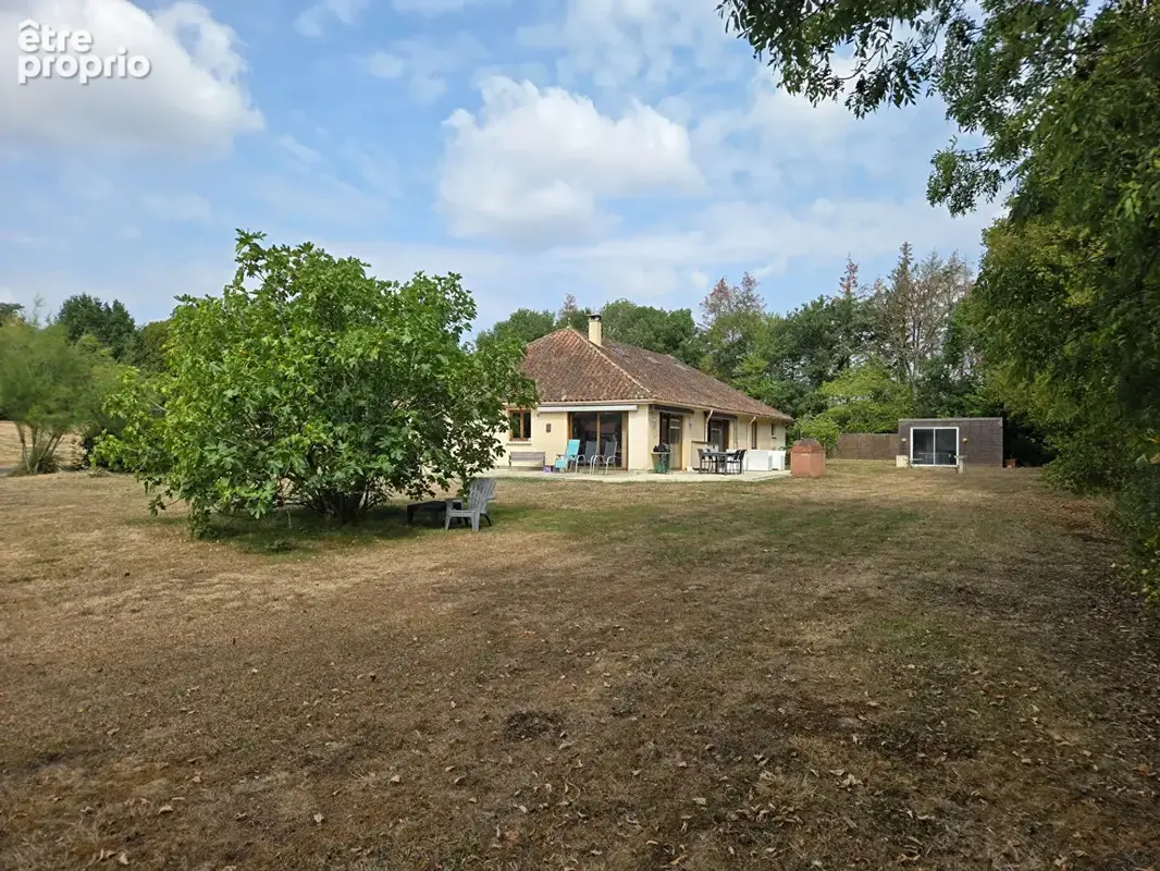 Haute Vienne: Maison contemporaine éco performante de plain pied, avec prestations de qualité, proche de Bussière Poitevine. - photo 17