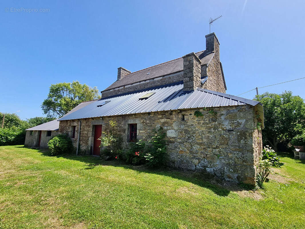 SAINT-LAURENT, Corps de ferme au calme en campagne sur 1ha8 environ - photo 2