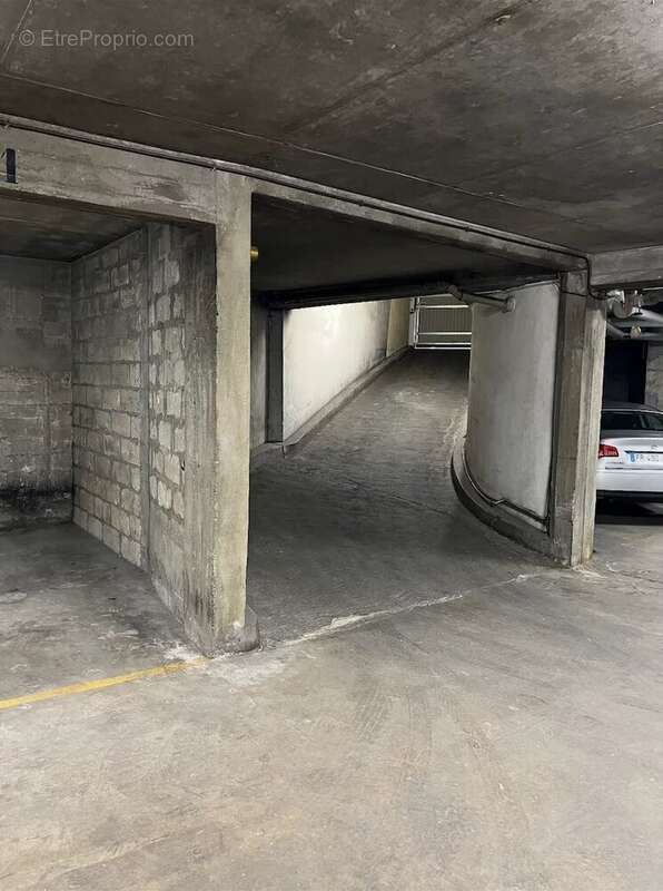 Butte aux Cailles - Parking - photo 2